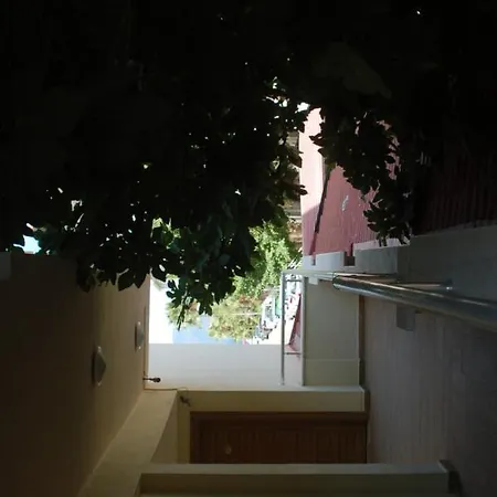 Astoria Life Hotel 3*