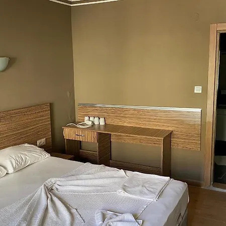 Hotel Astoria Life 3*