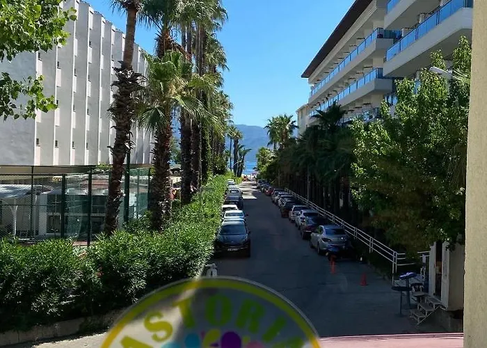 Astoria Life מרמריס