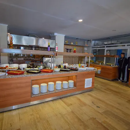 Astoria Life Hotell 3*