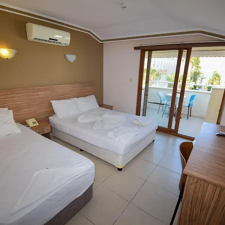 Astoria Life Hotell 3*