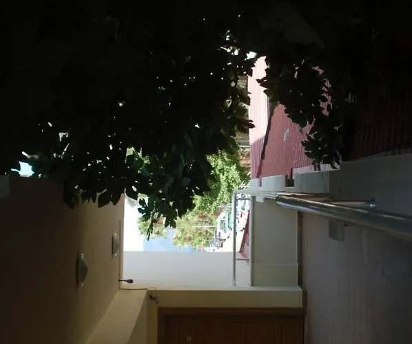 Astoria Life Hotel 3*