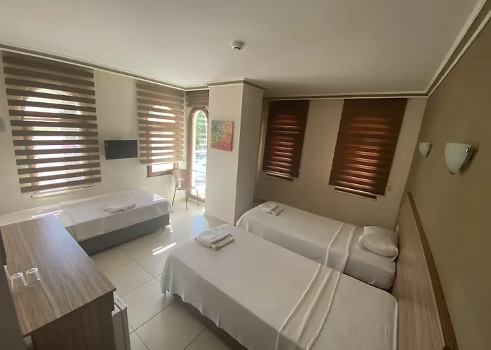 Hotel Astoria Life 3*